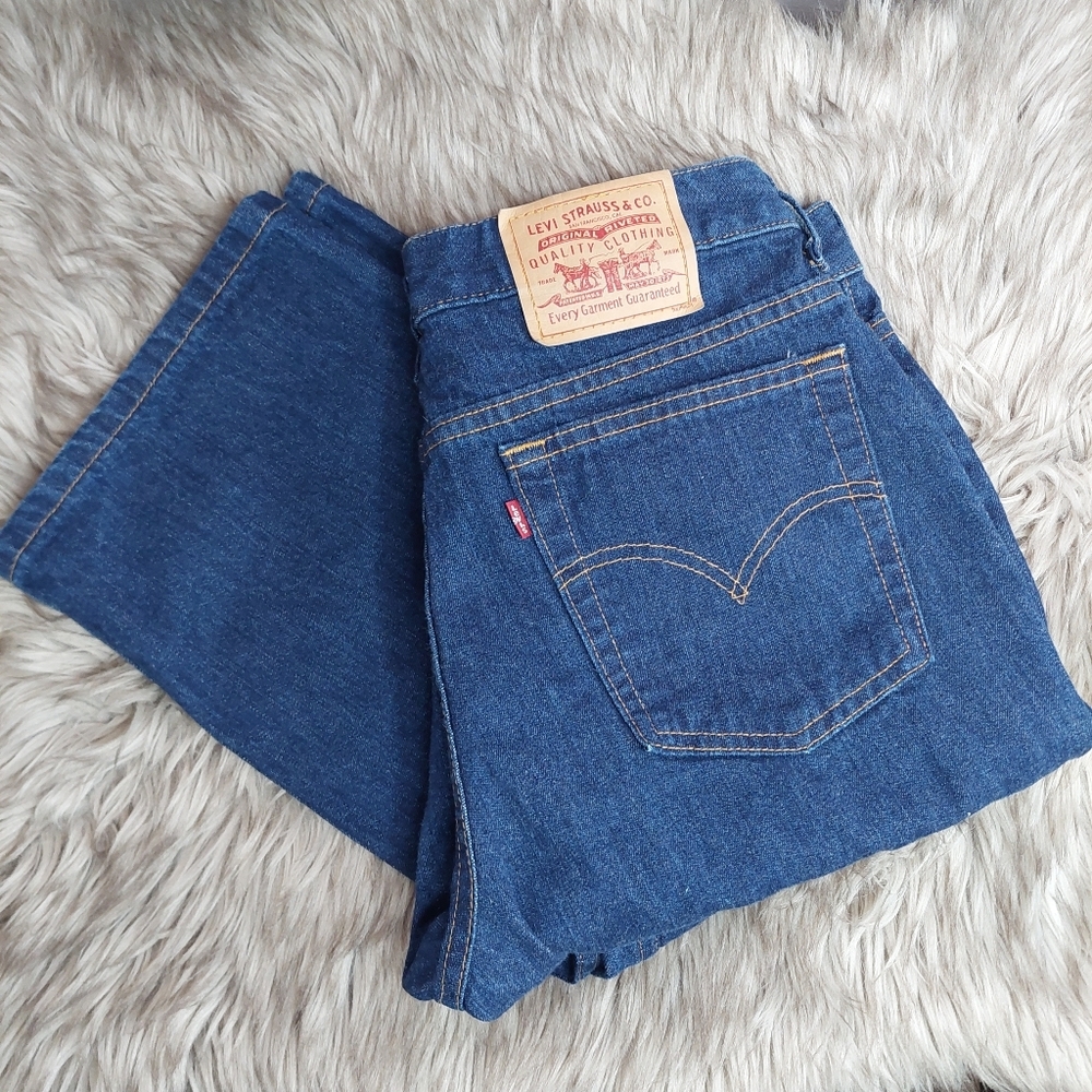 Levis Canada 201 Womens Straight Dark Wash Jeans 13M Red Tab 31 inch Waist